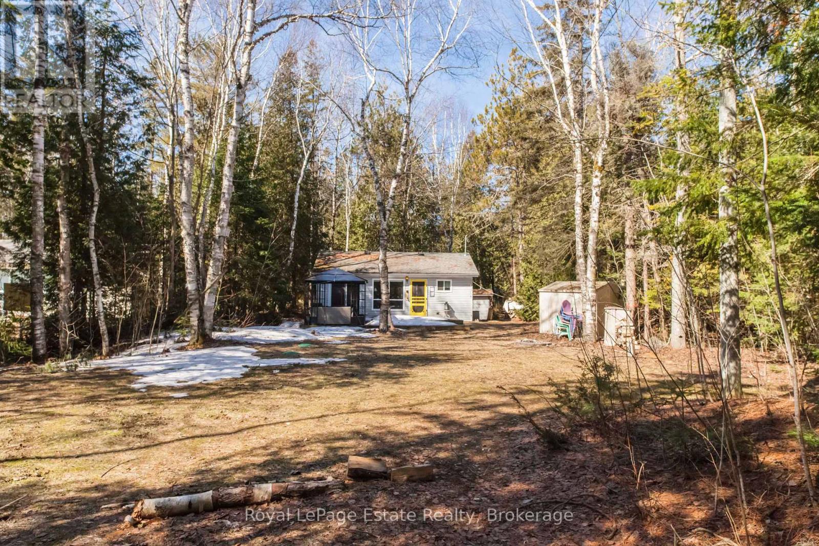 49 Thompson Avenue, Native Leased Lands, Ontario  N0H 2G0 - Photo 34 - X12933980