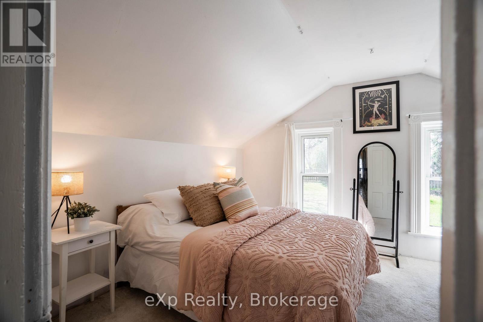 352 Berford Street, South Bruce Peninsula, Ontario N0H 2T0 - Photo 33 - X12934008