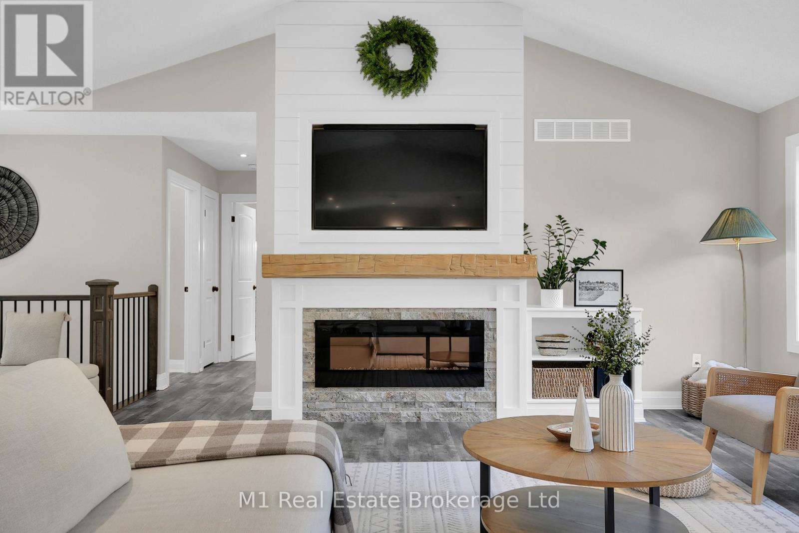 6572 12 Line, Minto, Ontario N0G 1Z0 - Photo 13 - X12934014