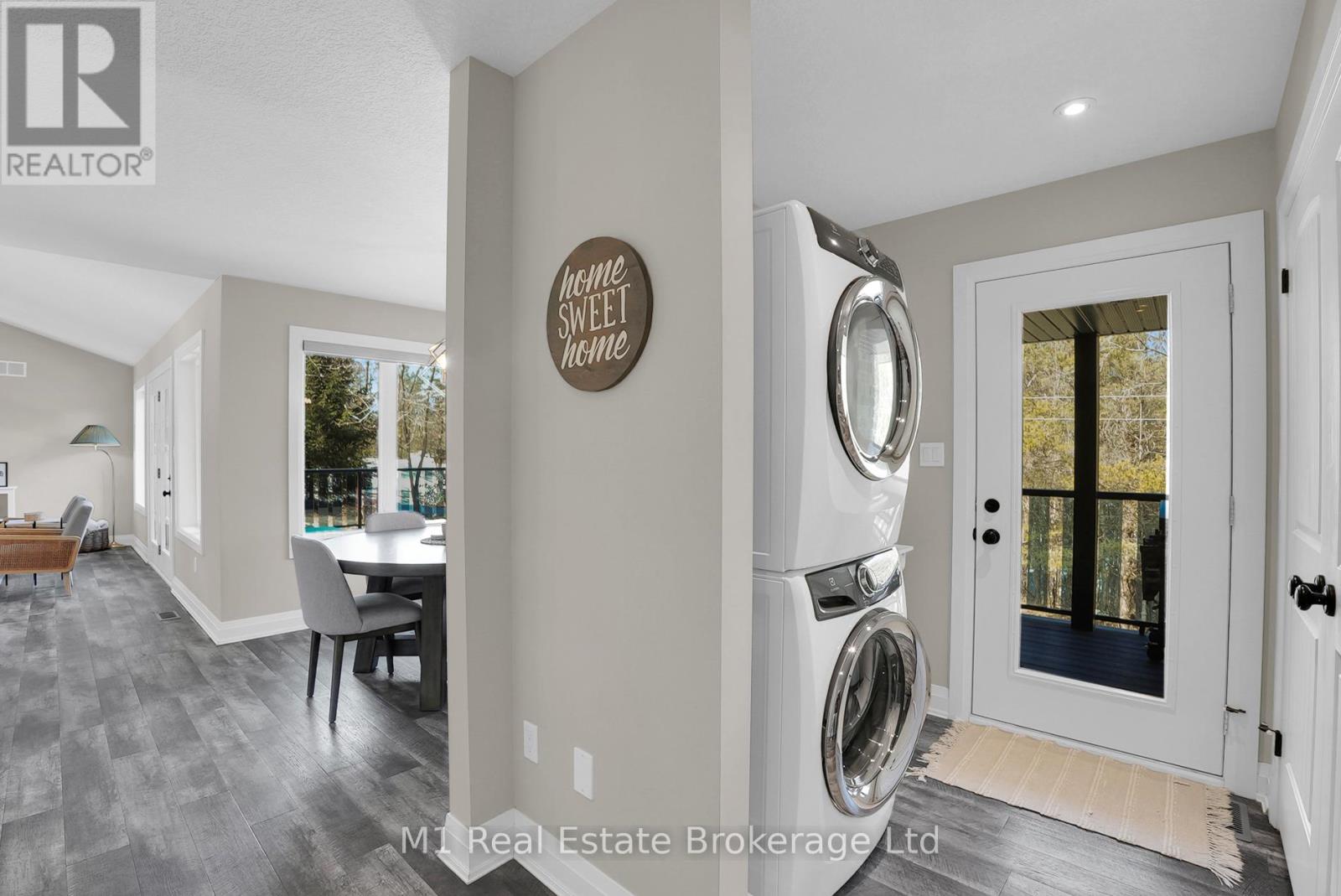 6572 12 Line, Minto, Ontario N0G 1Z0 - Photo 21 - X12934014