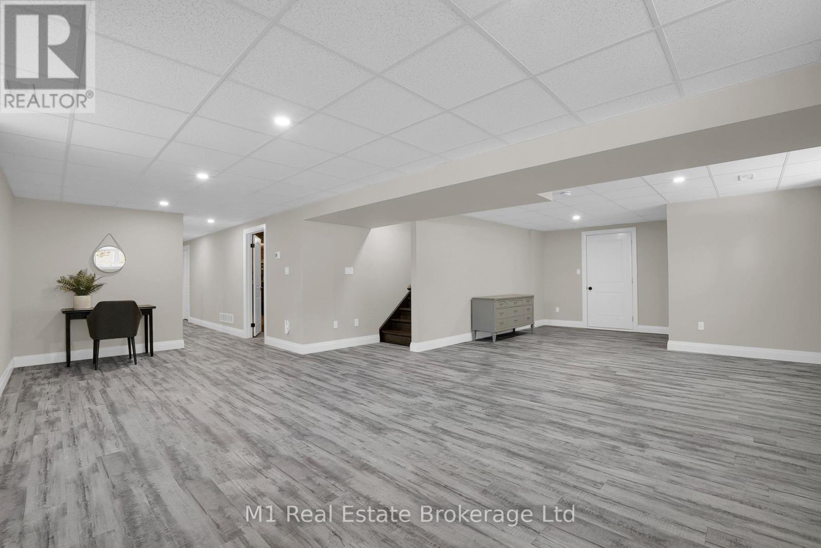 6572 12 Line, Minto, Ontario N0G 1Z0 - Photo 28 - X12934014