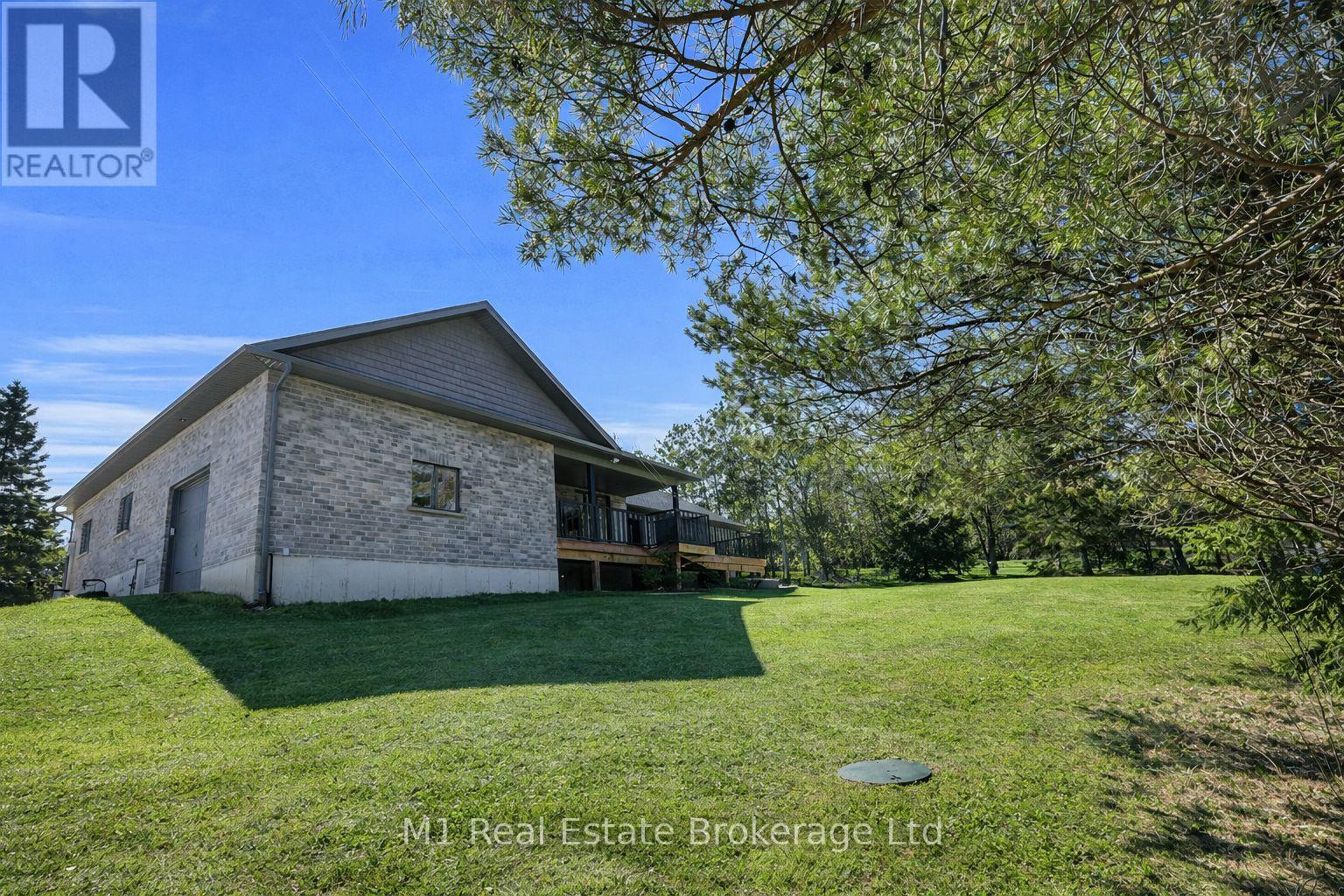 6572 12 Line, Minto, Ontario N0G 1Z0 - Photo 39 - X12934014