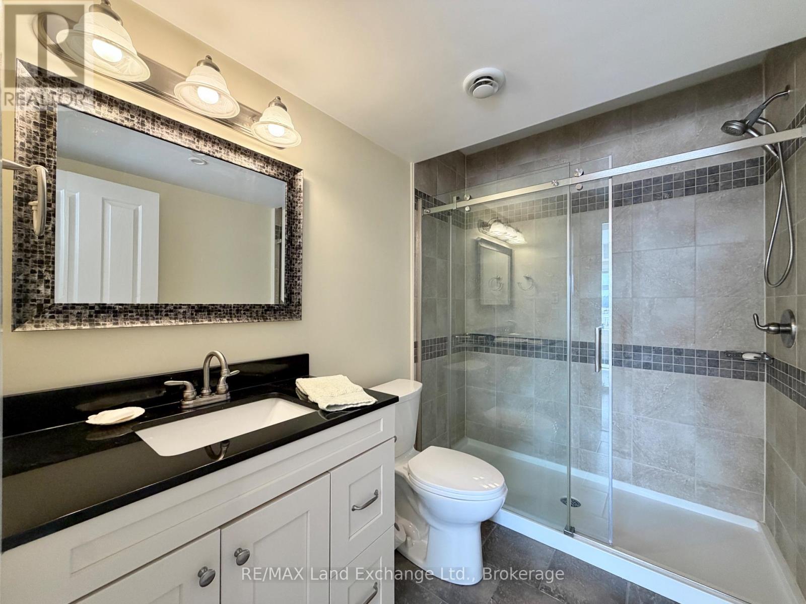 203 - 137 Elgin Street, Saugeen Shores, Ontario  N0H 2C6 - Photo 10 - X12934044