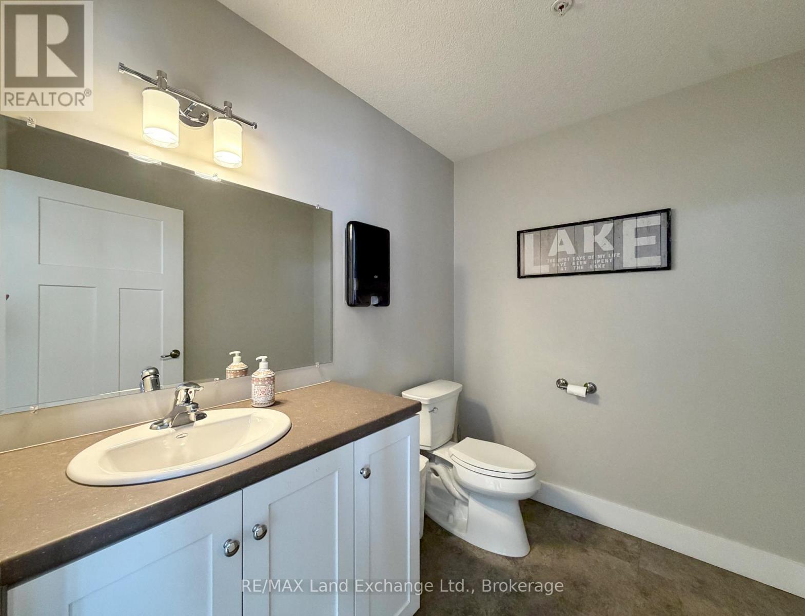 203 - 137 Elgin Street, Saugeen Shores, Ontario  N0H 2C6 - Photo 36 - X12934044