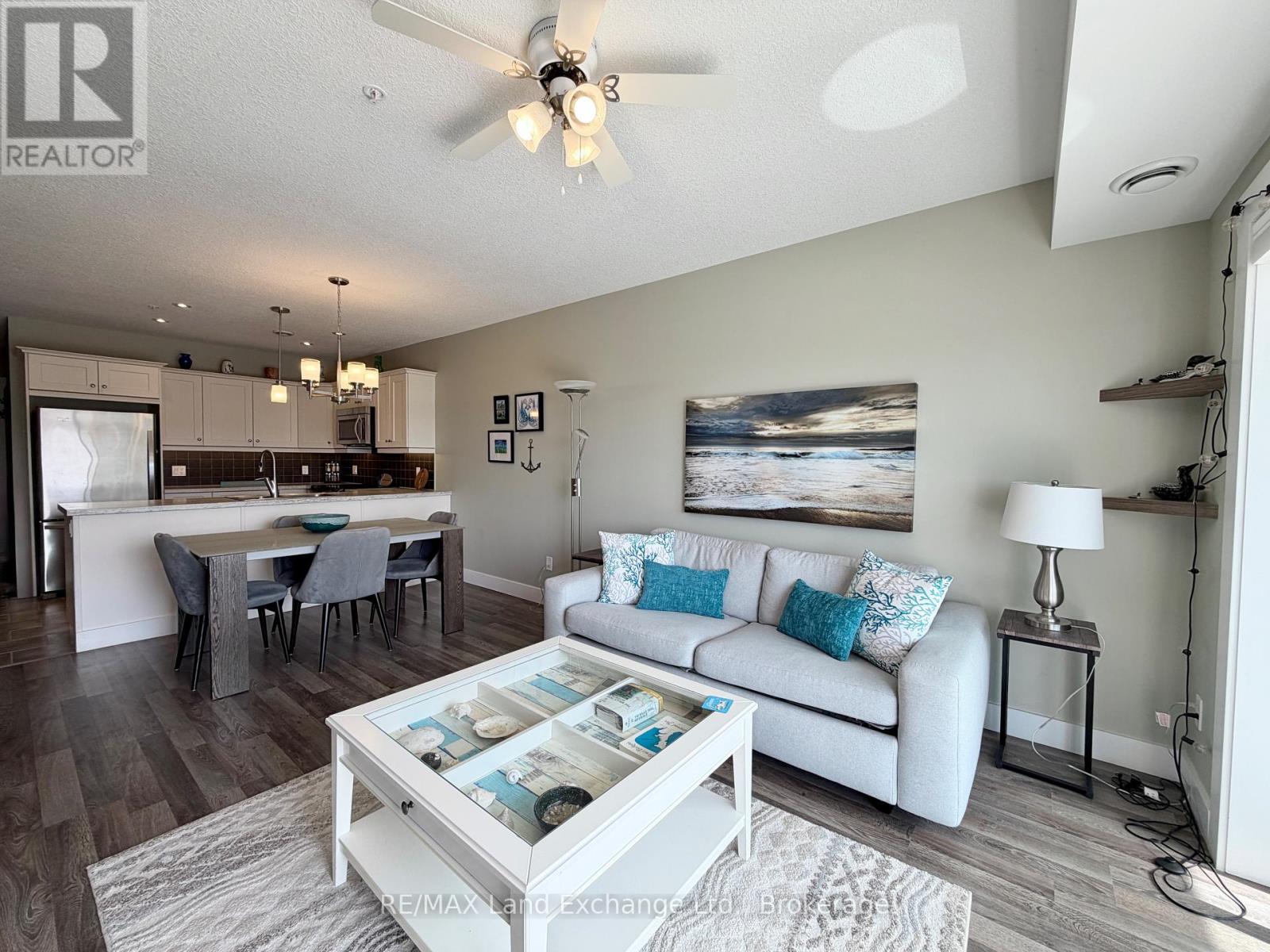 203 - 137 Elgin Street, Saugeen Shores, Ontario  N0H 2C6 - Photo 7 - X12934044