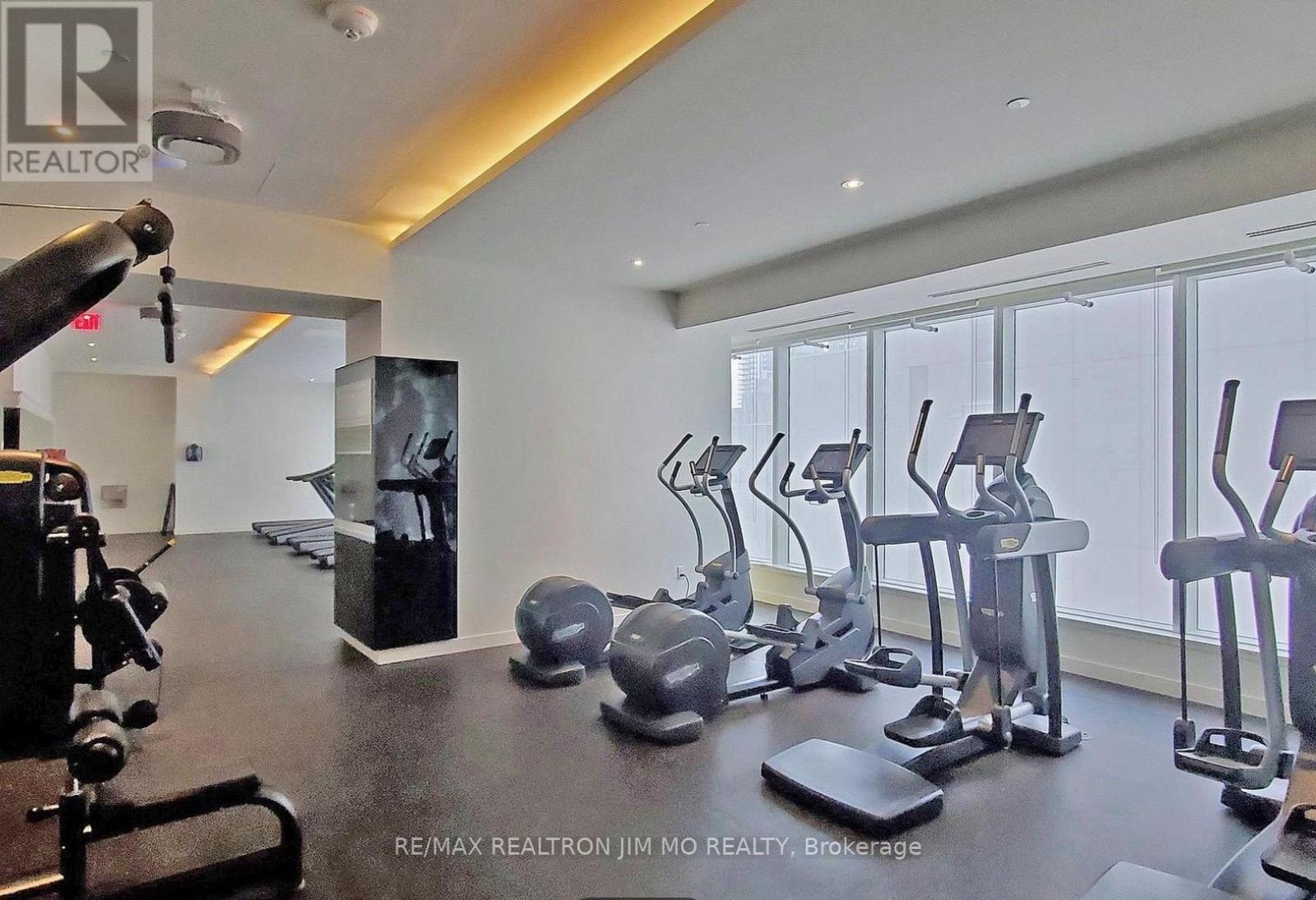 2604 - 197 Yonge Street, Toronto, Ontario  M5B 1M4 - Photo 4 - C12933990