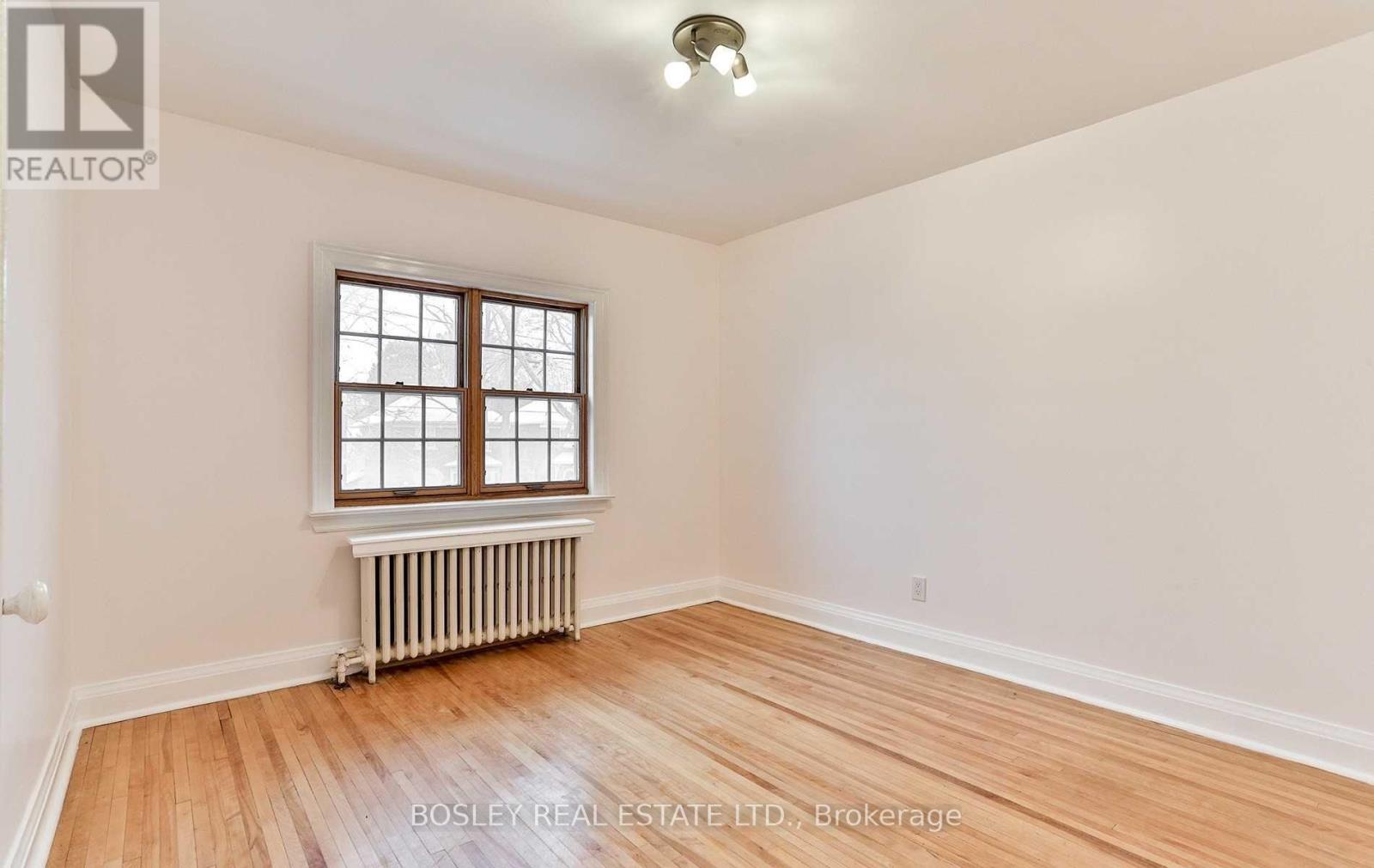 15 Rolph Road, Toronto, Ontario  M4G 3M5 - Photo 13 - C12934020