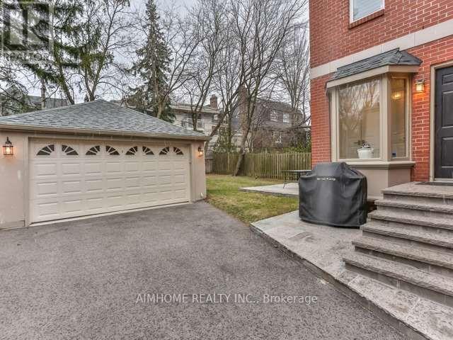 89 Dunloe Road, Toronto (Forest Hill South), Ontario  M5P 2T7 - Photo 3 - C12933588