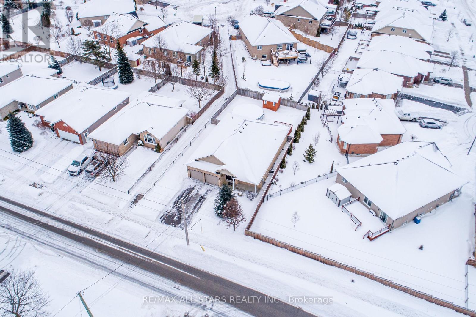 7 Parkside Drive, Kawartha Lakes, Ontario  K9V 5X9 - Photo 38 - X12832812