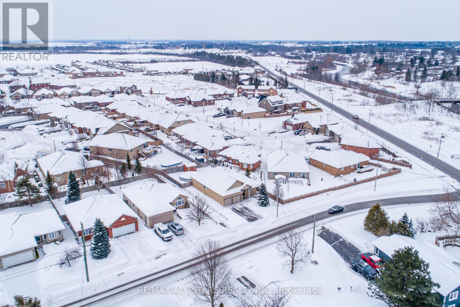 7 Parkside Drive, Kawartha Lakes, Ontario  K9V 5X9 - Photo 40 - X12832812