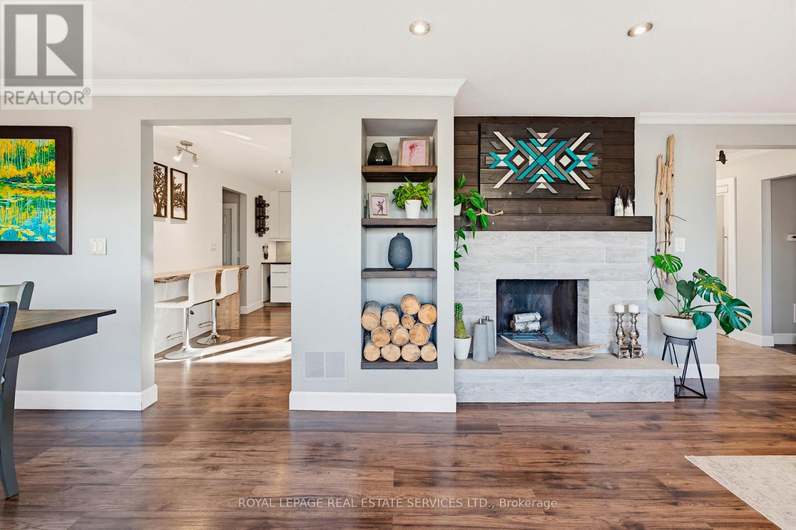 18 Cherry Street, Halton Hills, Ontario  L7G 3J8 - Photo 10 - W12933612