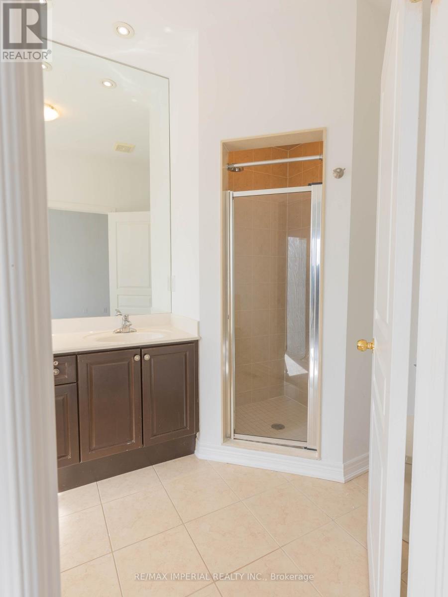 73 Southvale Drive, Vaughan (Patterson), Ontario  L6A 0Y6 - Photo 16 - N12933970