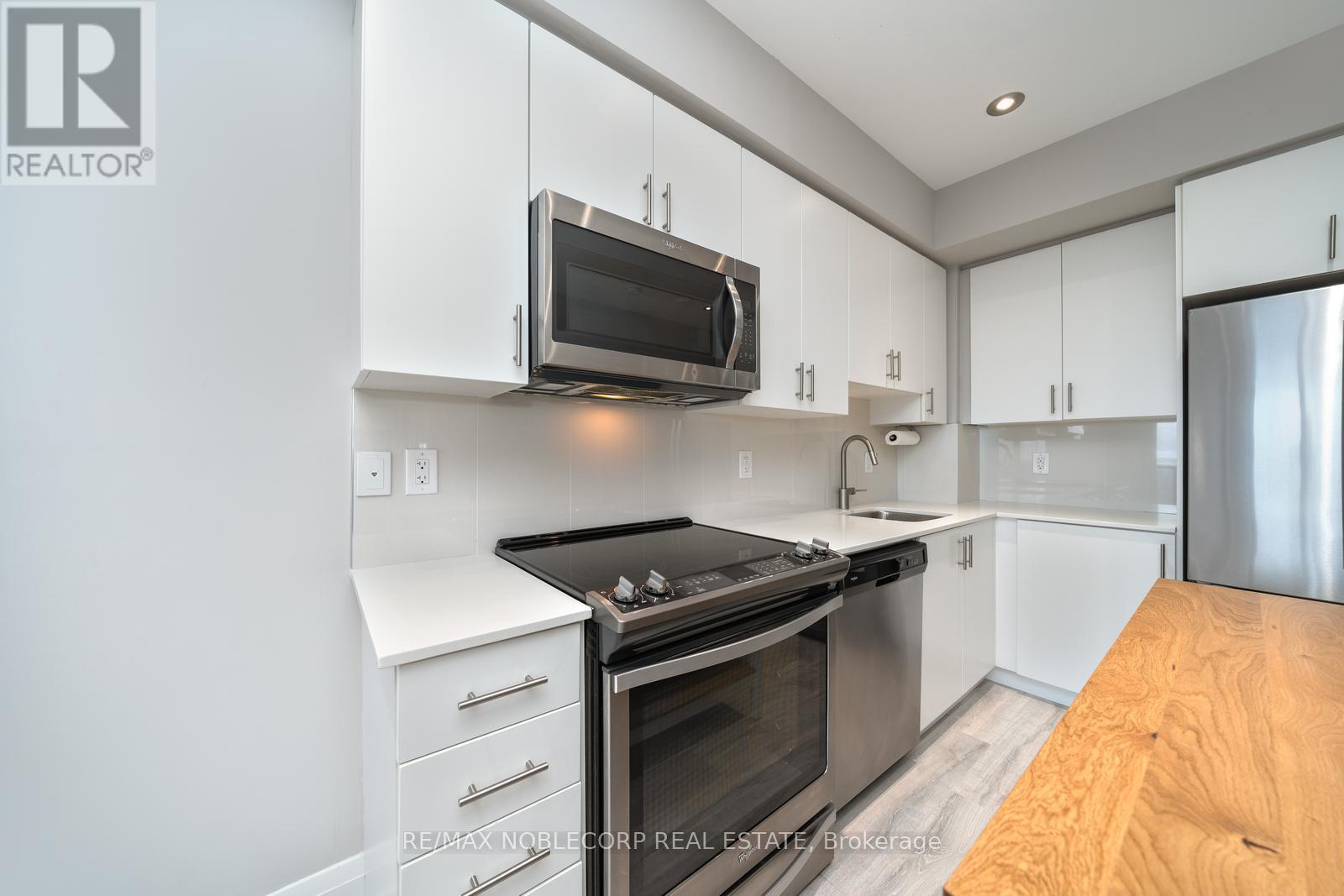 1706 - 3700 Highway 7 Road, Vaughan (Vaughan Corporate Centre), Ontario  L4L 1A6 - Photo 16 - N12934012