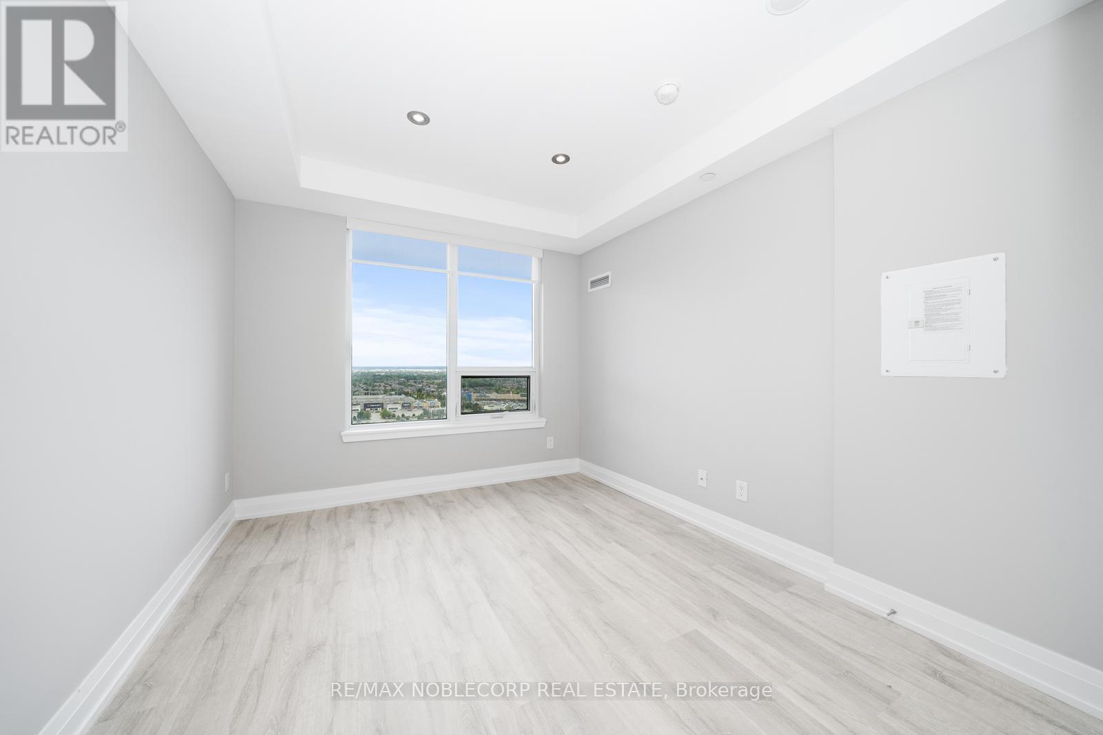 1706 - 3700 Highway 7 Road, Vaughan (Vaughan Corporate Centre), Ontario  L4L 1A6 - Photo 25 - N12934012