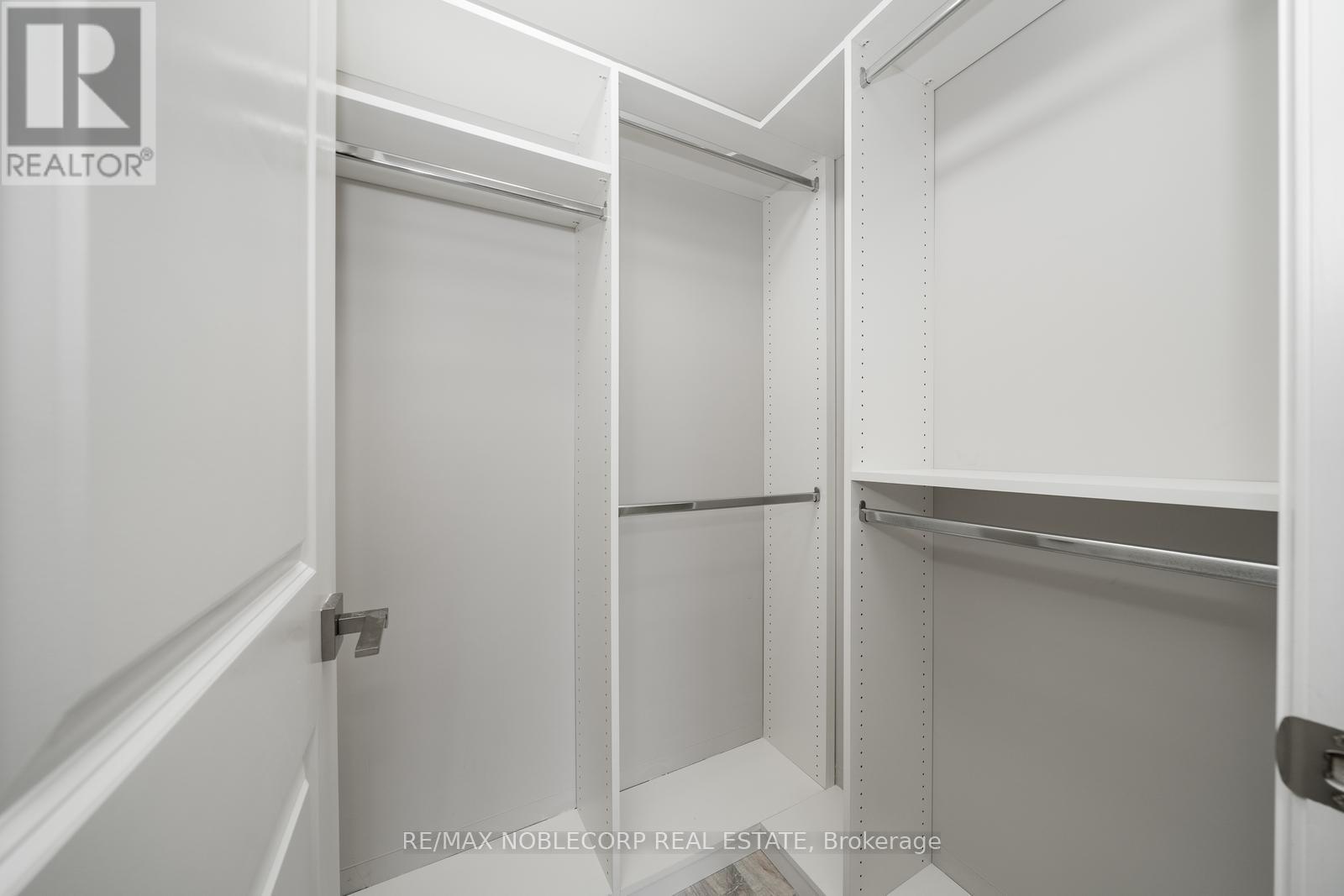 1706 - 3700 Highway 7 Road, Vaughan (Vaughan Corporate Centre), Ontario  L4L 1A6 - Photo 27 - N12934012