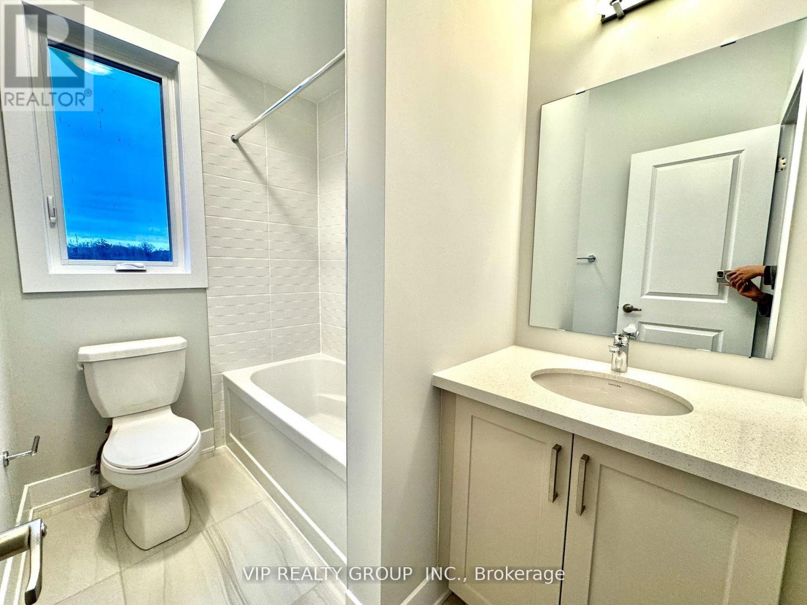 2 Harold Humphrey Street, Markham (Angus Glen), Ontario  L3R 0P1 - Photo 3 - N12934036