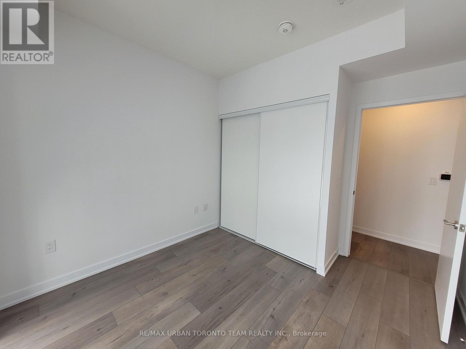 901 - 38 Honeycrisp Crescent, Vaughan (Vaughan Corporate Centre), Ontario  L4K 5C3 - Photo 6 - N12934048