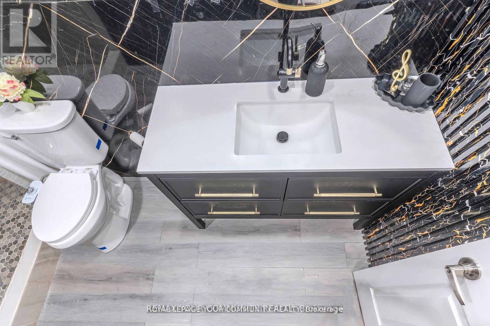 1002 - 8501 Bayview Avenue, Richmond Hill, Ontario  L4B 3J7 - Photo 25 - N12934070