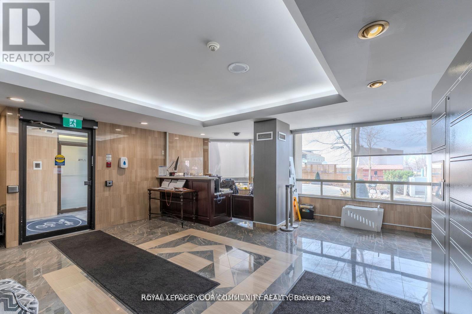 1002 - 8501 Bayview Avenue, Richmond Hill, Ontario  L4B 3J7 - Photo 5 - N12934070