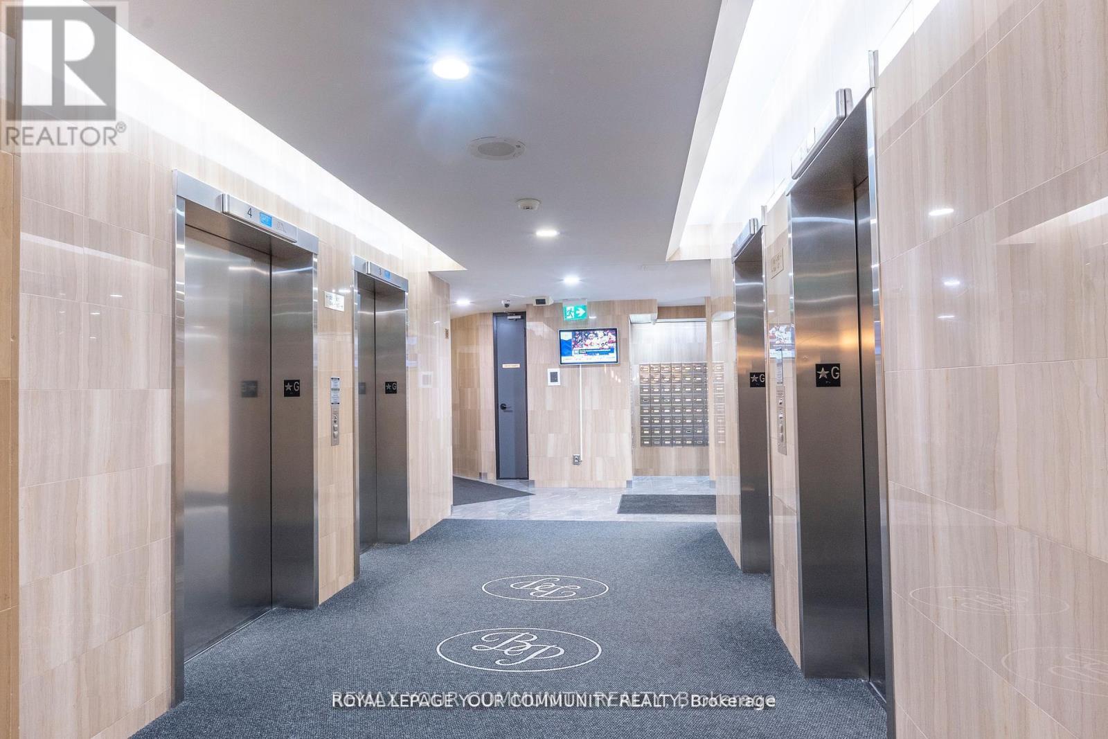 1002 - 8501 Bayview Avenue, Richmond Hill, Ontario  L4B 3J7 - Photo 6 - N12934070