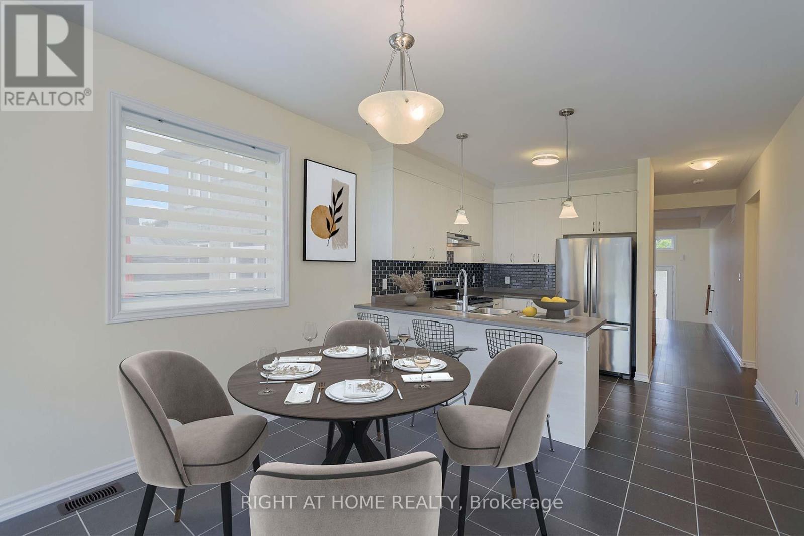 49 Simona Avenue, Wasaga Beach, Ontario  L9Z 0L3 - Photo 14 - S12934064