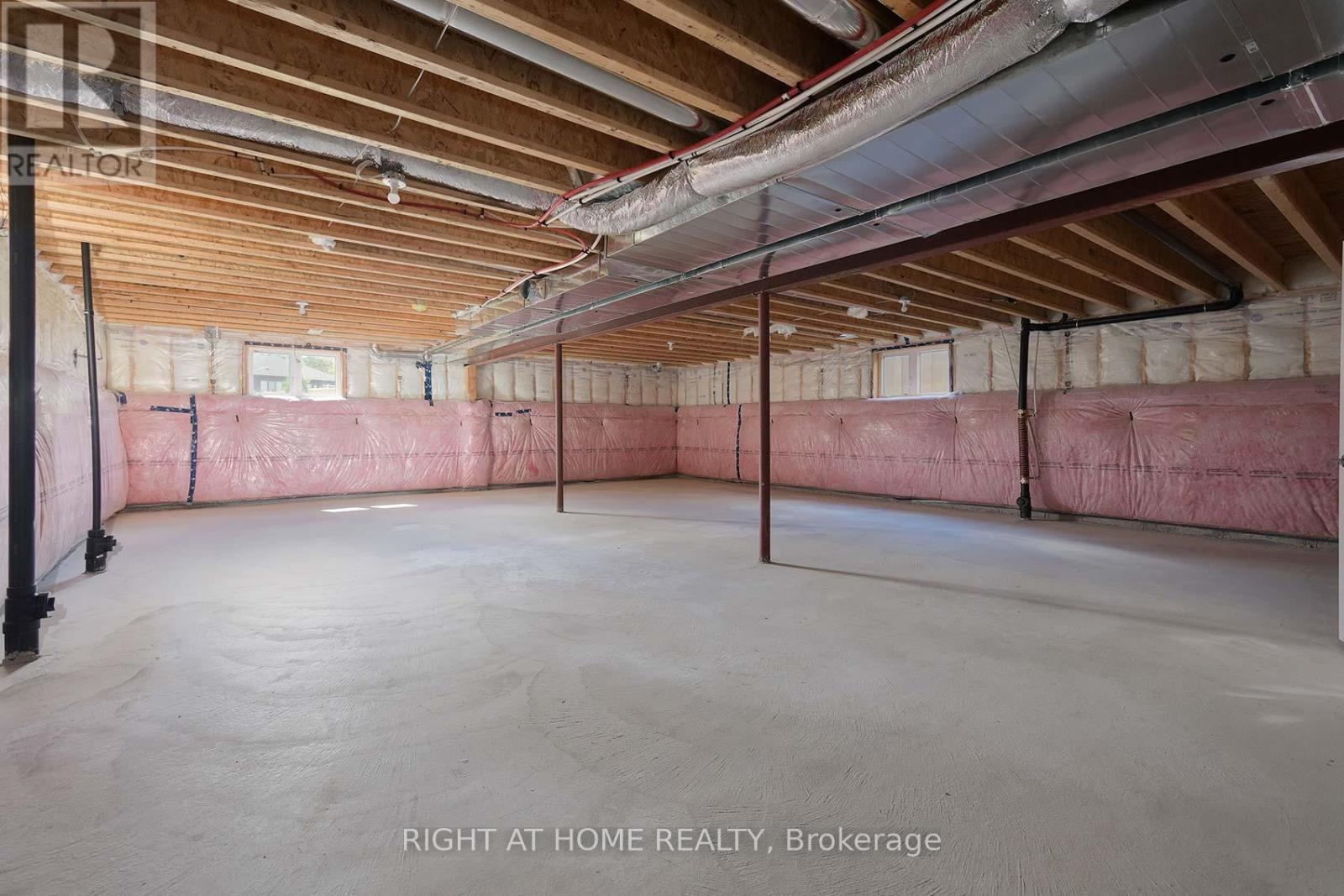 49 Simona Avenue, Wasaga Beach, Ontario  L9Z 0L3 - Photo 28 - S12934064