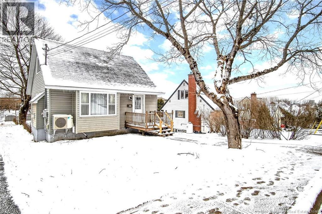185 Ellerdale Street, Saint John, New Brunswick  E2L 2L8 - Photo 3 - NB135438