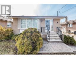 39 BRADSTOCK ROAD, Toronto, Ontario