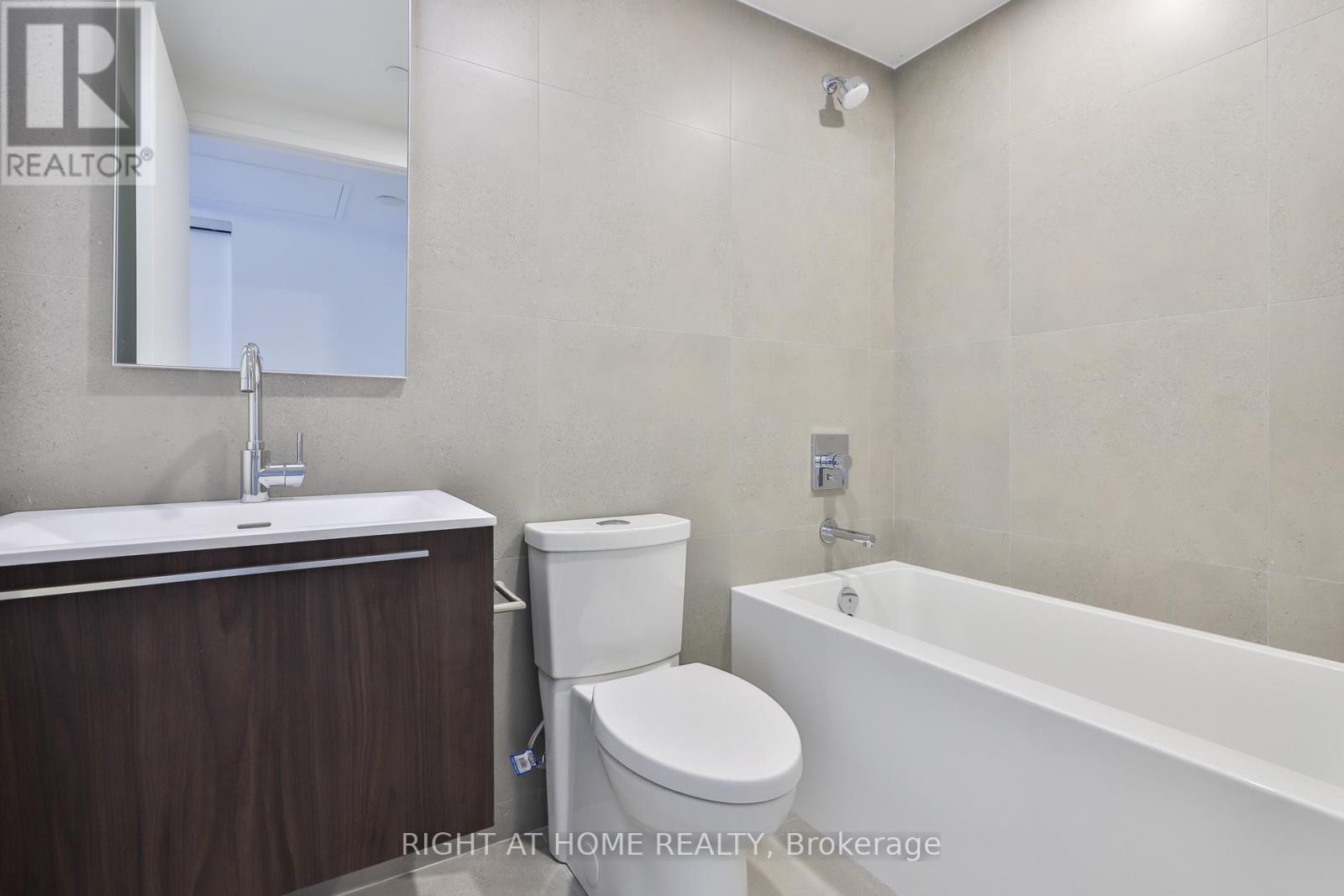 509 - 2720 Dundas Street W, Toronto (Junction Area), Ontario  M6P 1Y2 - Photo 13 - W12933992