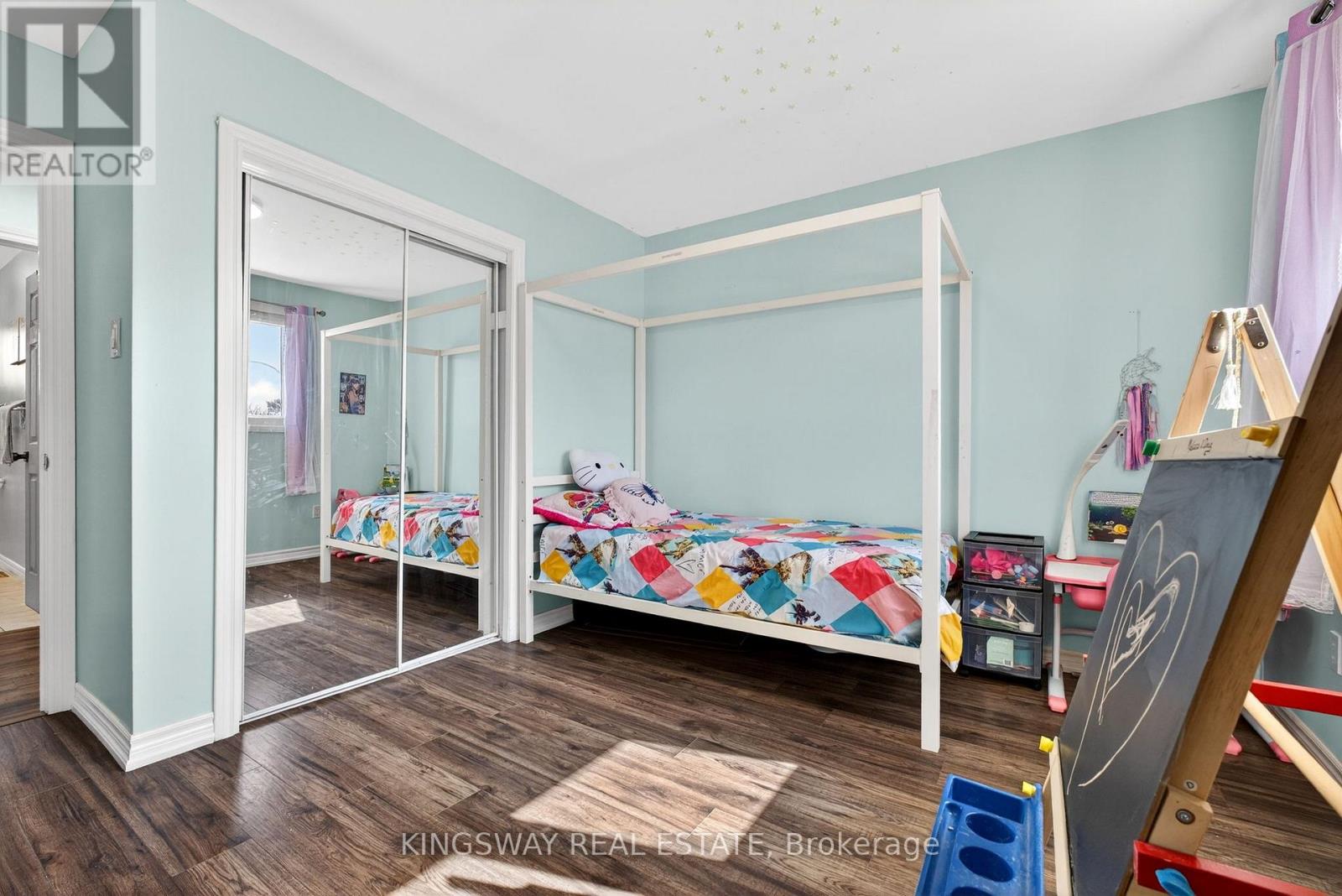 602 Clare Place S, Burlington, Ontario  L7L 4Z7 - Photo 22 - W12933994