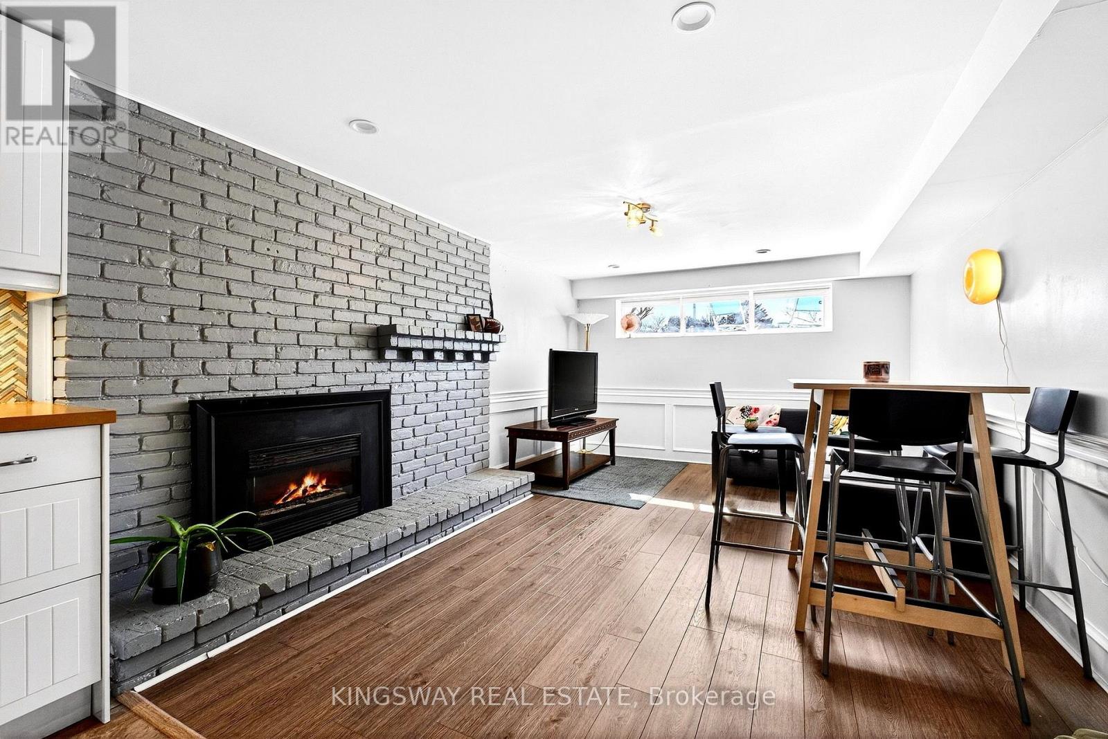 602 Clare Place S, Burlington, Ontario  L7L 4Z7 - Photo 26 - W12933994