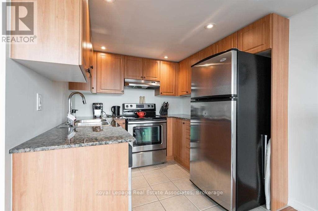 1804 - 9 George Street N, Brampton, Ontario  L6X 0T6 - Photo 8 - W12934006