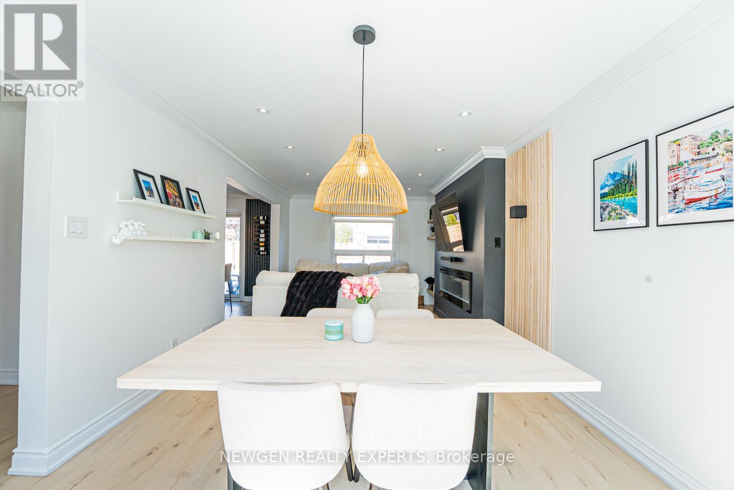 19 Stillwater Crescent, Brampton, Ontario  L6X 3K6 - Photo 13 - W12934034