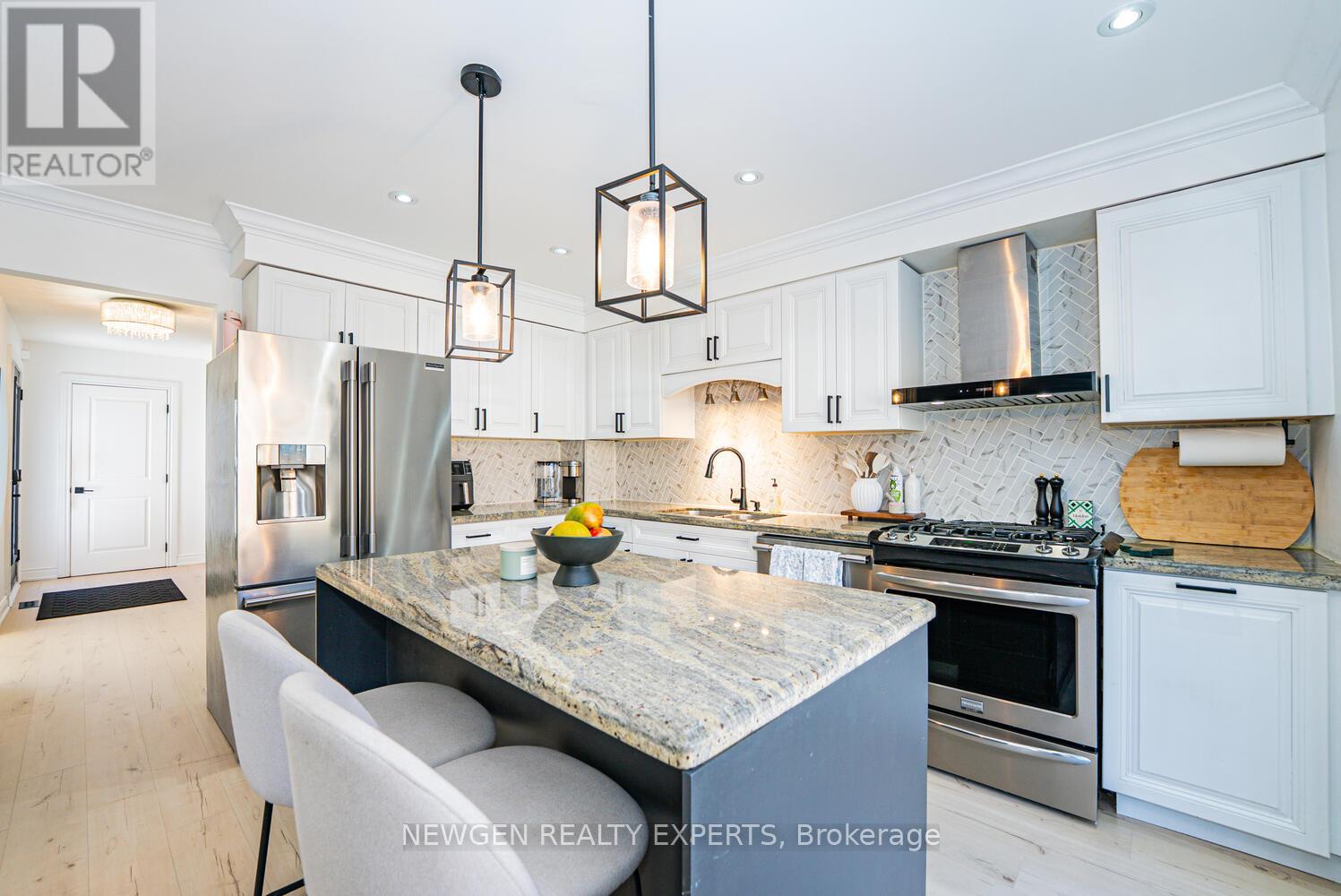 19 Stillwater Crescent, Brampton, Ontario  L6X 3K6 - Photo 15 - W12934034