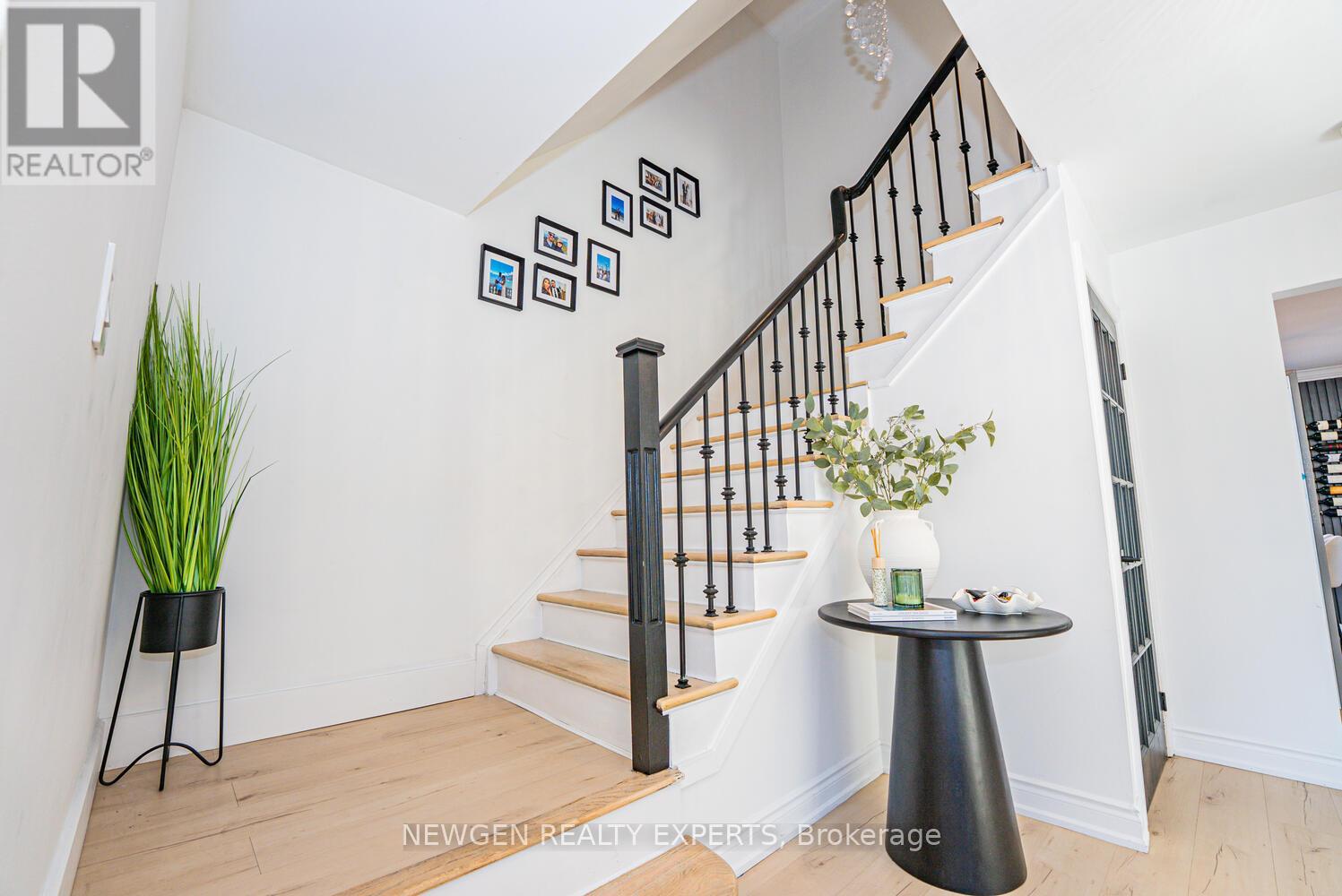 19 Stillwater Crescent, Brampton, Ontario  L6X 3K6 - Photo 19 - W12934034