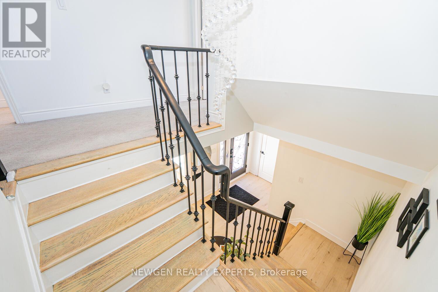 19 Stillwater Crescent, Brampton, Ontario  L6X 3K6 - Photo 20 - W12934034