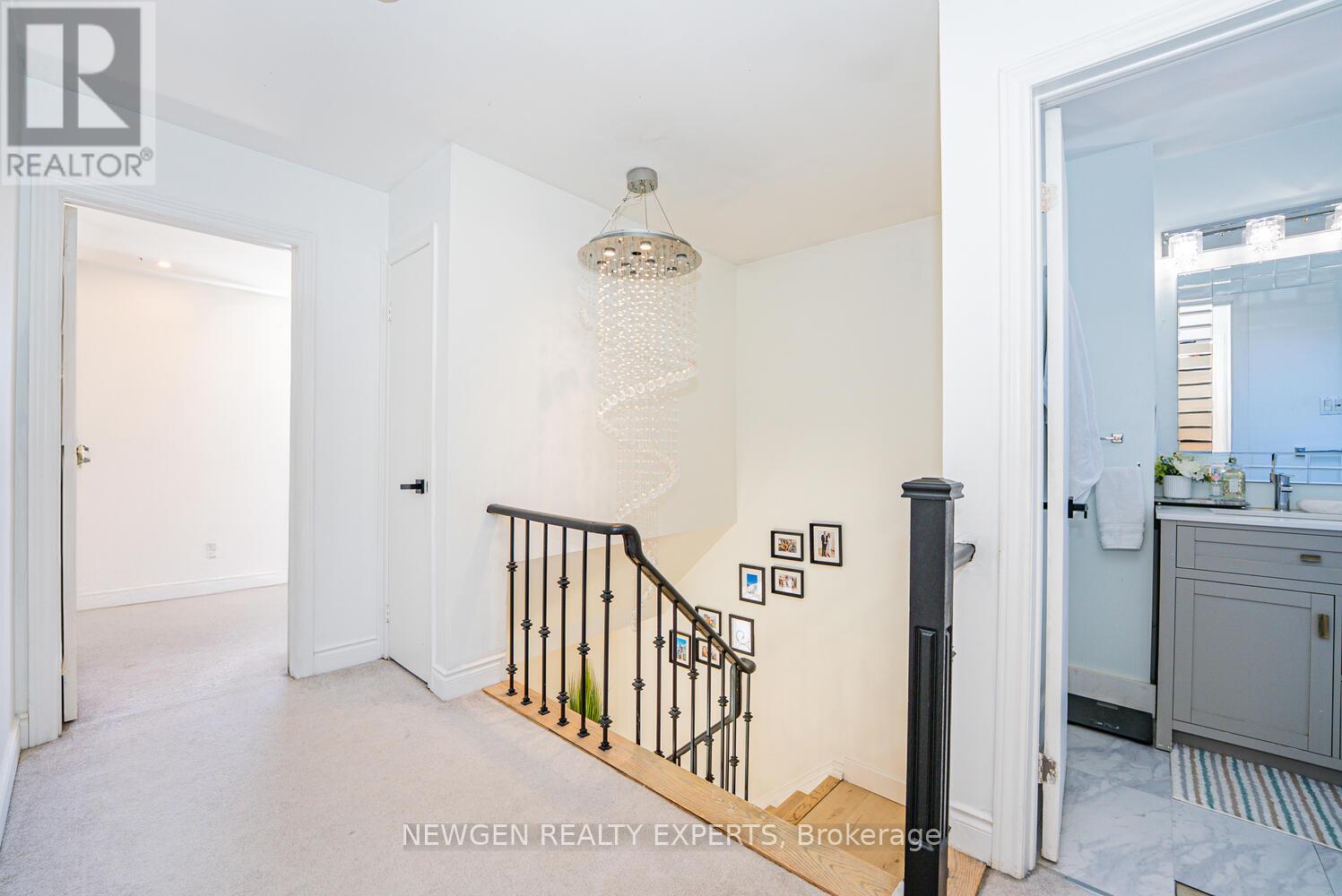 19 Stillwater Crescent, Brampton, Ontario  L6X 3K6 - Photo 22 - W12934034