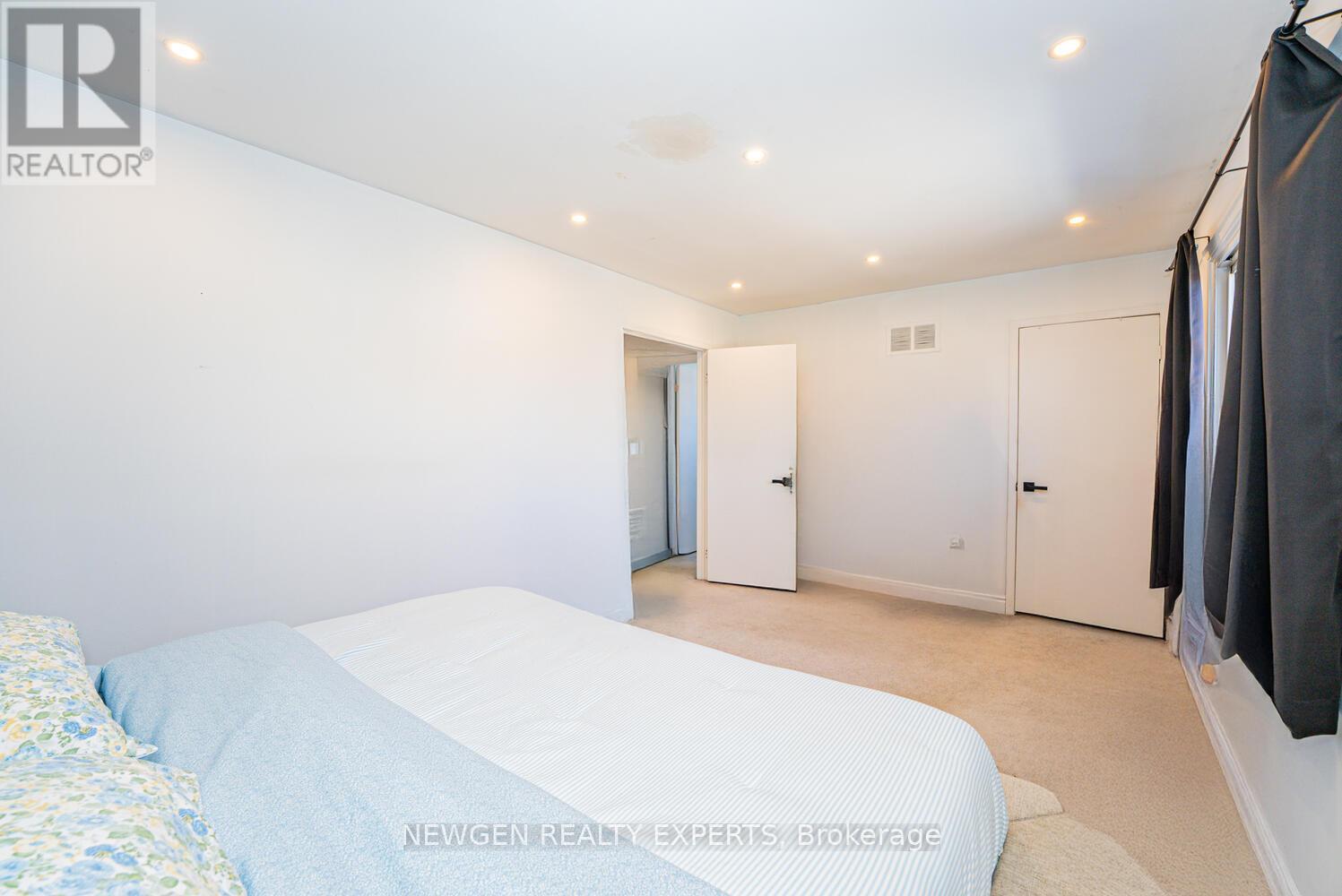 19 Stillwater Crescent, Brampton, Ontario  L6X 3K6 - Photo 24 - W12934034