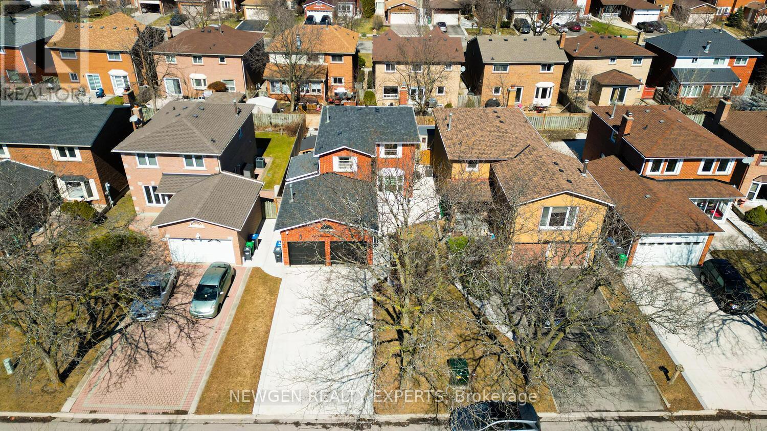 19 Stillwater Crescent, Brampton, Ontario  L6X 3K6 - Photo 49 - W12934034