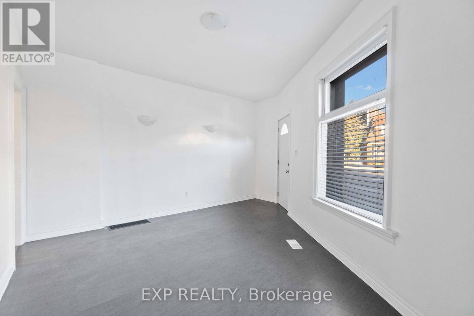 2045 Davenport Road, Toronto, Ontario  M6N 1C5 - Photo 2 - W12934054