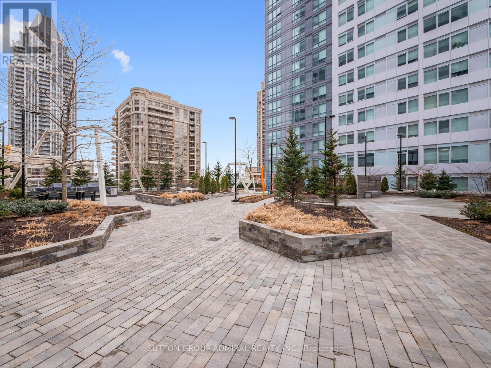 3209 - 4065 Confederation Parkway, Mississauga, Ontario  L5B 4N1 - Photo 33 - W12934068