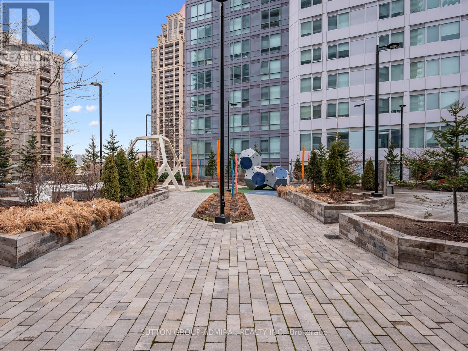 3209 - 4065 Confederation Parkway, Mississauga, Ontario  L5B 4N1 - Photo 34 - W12934068