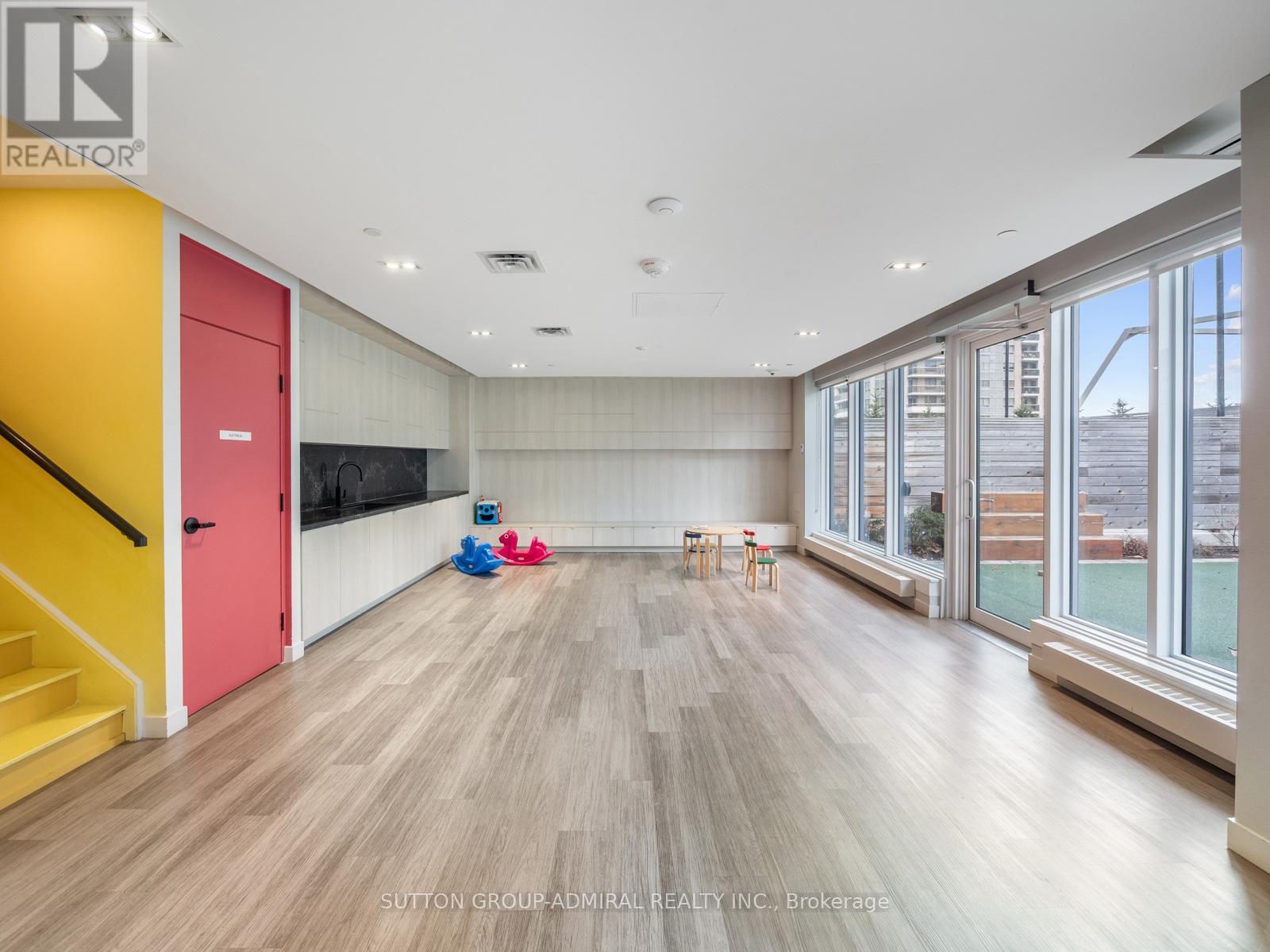 3209 - 4065 Confederation Parkway, Mississauga, Ontario  L5B 4N1 - Photo 37 - W12934068