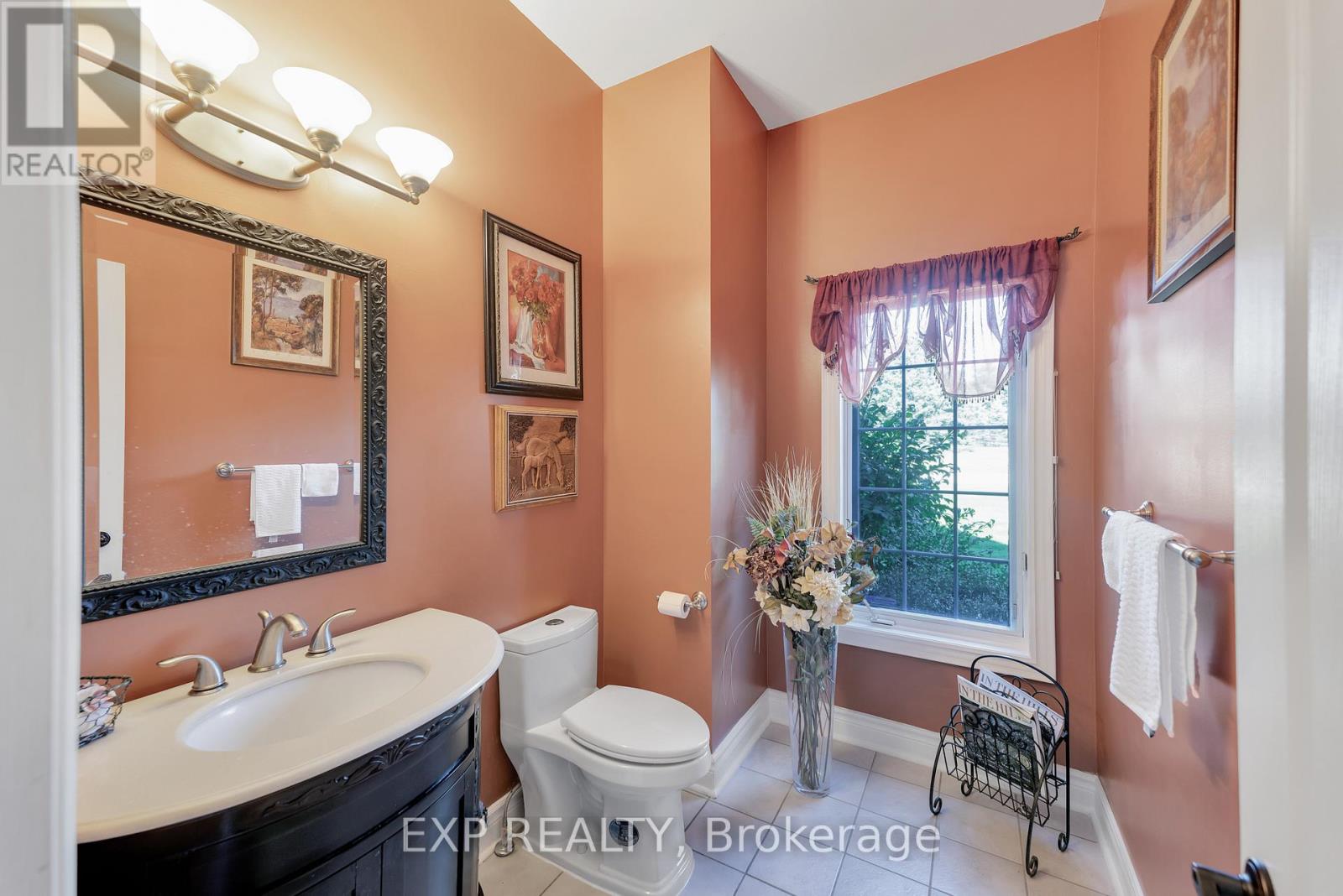 6 Golfway Court, Caledon, Ontario  L7E 0B3 - Photo 24 - W12934084