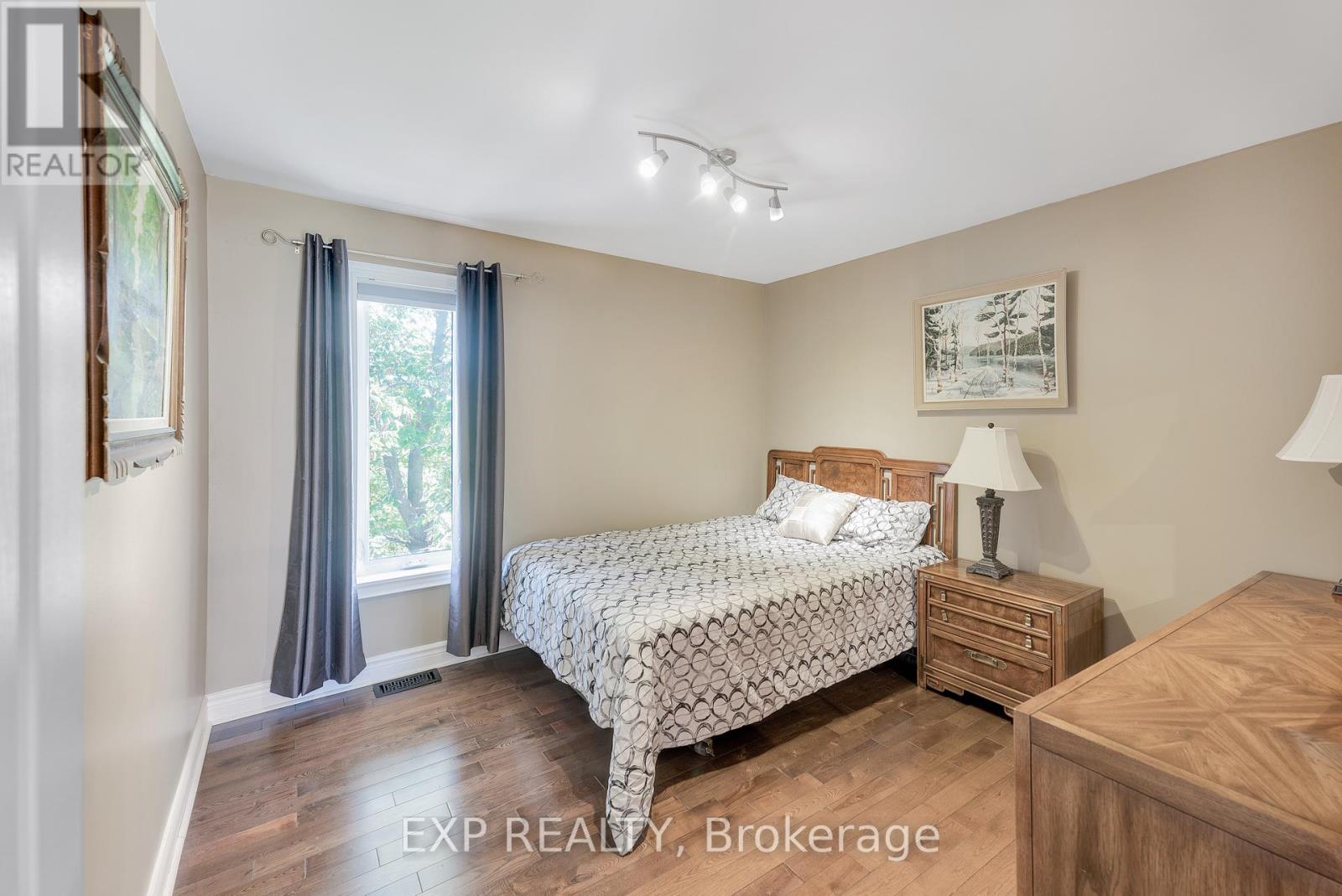 6 Golfway Court, Caledon, Ontario  L7E 0B3 - Photo 32 - W12934084