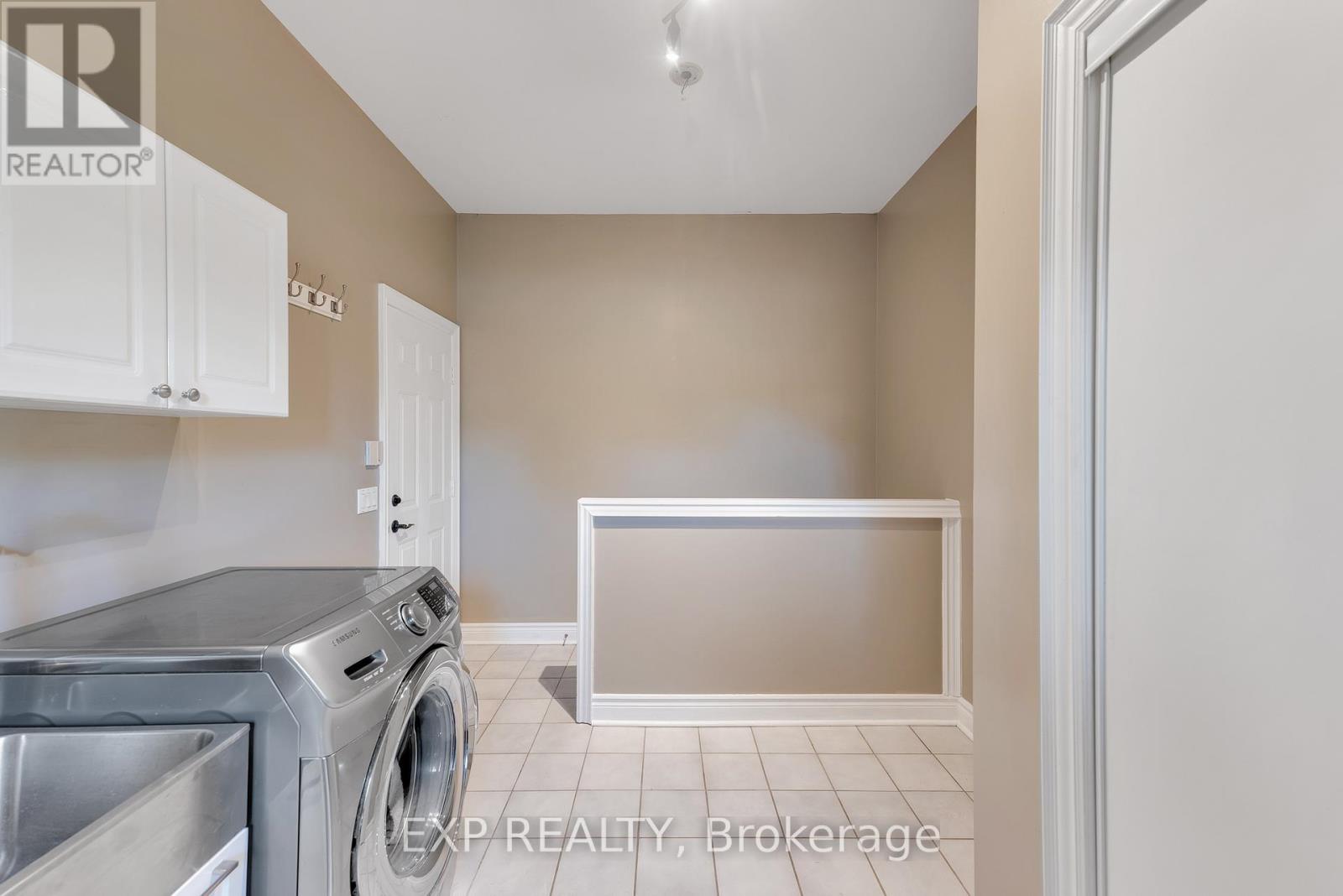 6 Golfway Court, Caledon, Ontario  L7E 0B3 - Photo 38 - W12934084