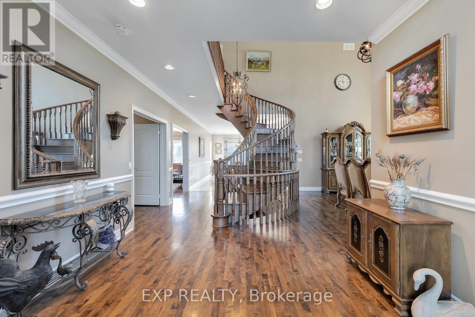 6 Golfway Court, Caledon, Ontario  L7E 0B3 - Photo 7 - W12934084