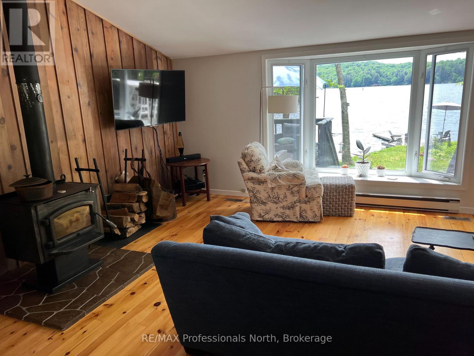 185 Ena Drive, Huntsville, Ontario  P1H 2J4 - Photo 6 - X12931476