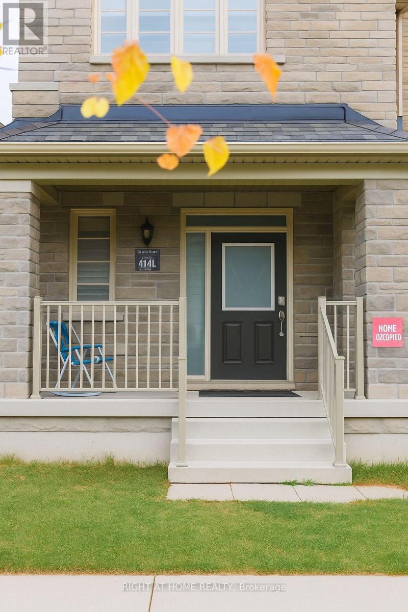 21 Trailbank Gardens, Hamilton, Ontario  L8B 1Z3 - Photo 4 - X12934030