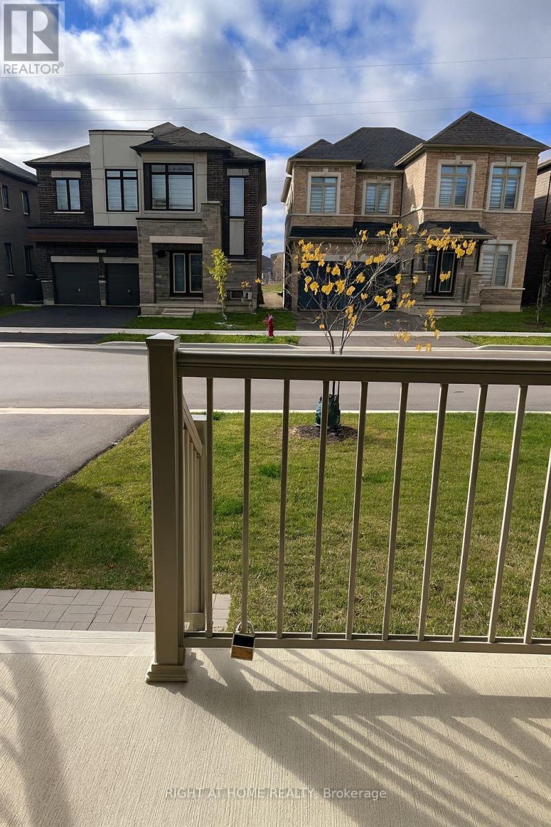 21 Trailbank Gardens, Hamilton, Ontario  L8B 1Z3 - Photo 5 - X12934030